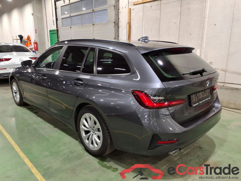 BMW 3 SERIES TOURING 2.0 318D (110KW) TOURING #2