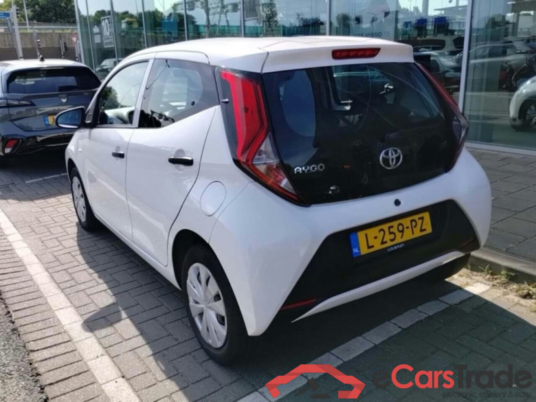 TOYOTA Aygo 1.0 VVT-i x-fun #3