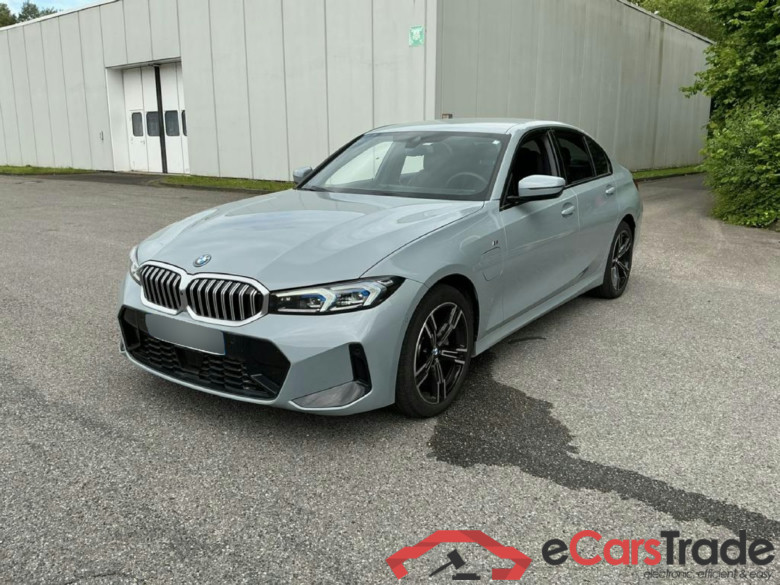 BMW 330 3er - 330e xDrive M Sport (EURO 6e) SOH 100 % 2.0 Plugin Hybrid (Benzin) 184hp xDrive #1