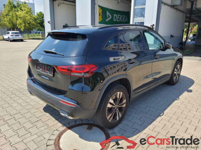 Mercedes-Benz GLA (BM 247)(02.2020->) DE - SUV5 GLA 250 EU6d, 4Matic Progressive, 2020 - 2023 #3