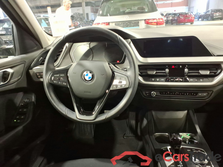 BMW 1 SERIES HATCH 1.5 116DA (85KW) #6