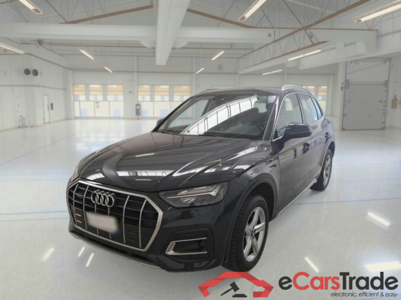 AUDI Q5 / 2020 / 5P / SUV 45 TFSI BUSINESS ADVAN. QUATTRO S TRONIC #1