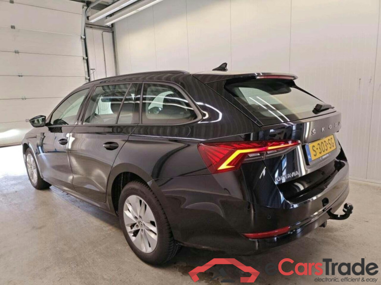 SKODA Octavia Combi 1.0 TSI Bns Edition #6