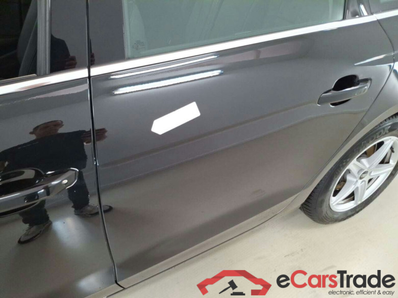 AUDI A4 AVANT 2.0 35 TDI BUSINESS EDITION AT #4