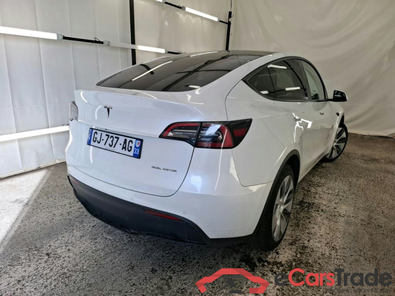 TESLA Model Y / 2020 / 5P / SUV Long Range Dual Motor AWD #4