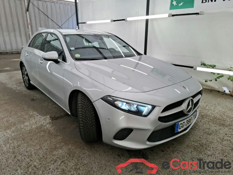 MERCEDES-BENZ Classe A Compact / 2018 / 5P / Berline A 200 d Business Line 8G-DCT #4