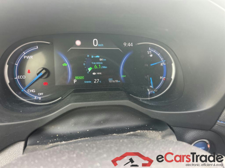 TOYOTA Rav4 / 2018 / 5P / todoterreno 2.5l 220H Style #5