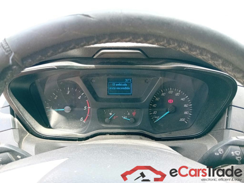 FORD Transit / 2013 / 4P / furgón 310 77kW L2H2 Van Trend Delantera #4