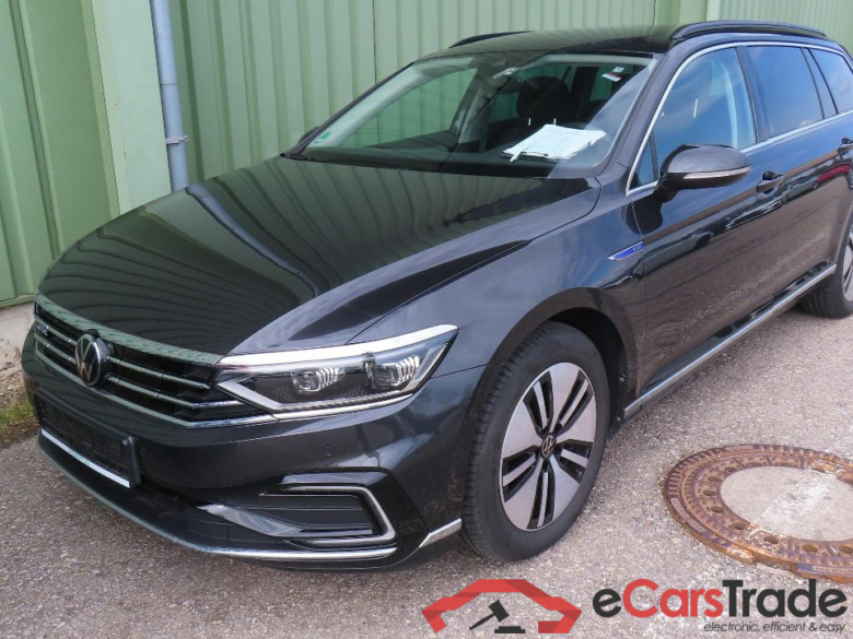 Passat Variant GTE 1.4 TSI 160KW AT6 E6d #1