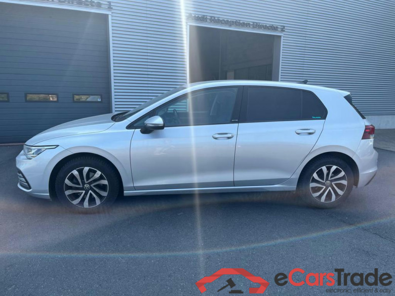 VOLKSWAGEN Golf VIII Golf ACTIVE 1.0 eTSI 81 kW (110 ch) 7 vitesses DSG #4