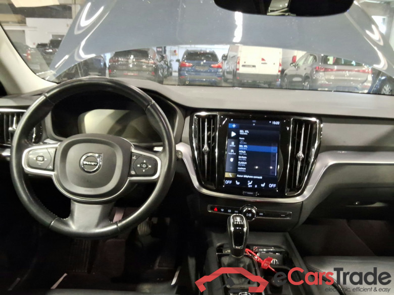VOLVO V60 DIESEL - 2018 2.0 D3 Momentum Pro #6