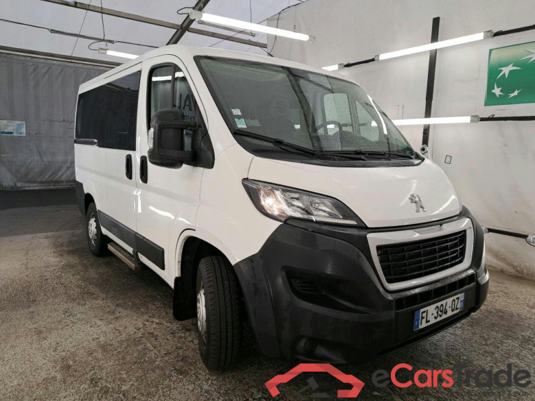 PEUGEOT Boxer / 2014 / 4P / Combi 2.2 BLUEHDI 140 S&S 330 L1H1 ACCESS #4