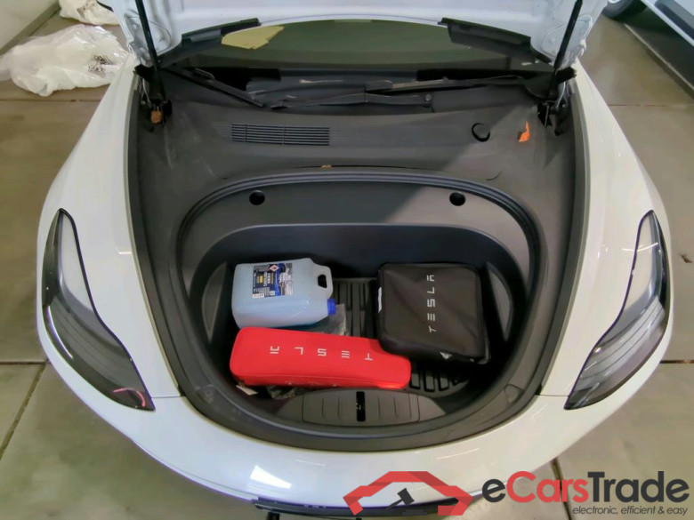 TESLA Model 3 Langstreckenbatt. Allradantrieb Dual Motor 4d 366kW #6