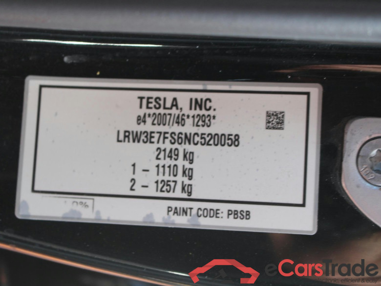 TESLA Model 3 Standard Reichweite Plus Hinterradantrieb 4d 239kW #5