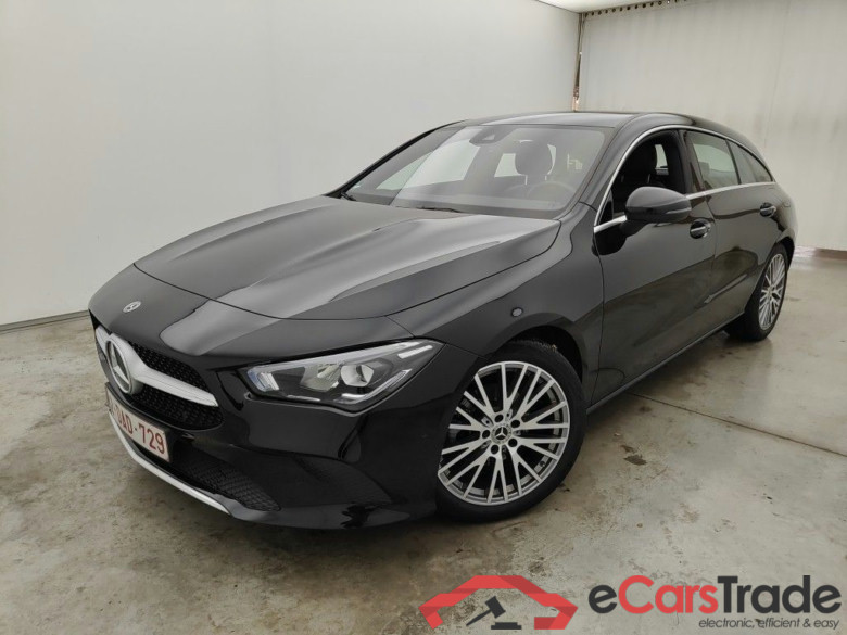 Mercedes-Benz CLA Shooting Brake CLA 180 Luxury Line 5d