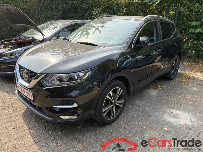 NISSAN Qashqai 1.3 DIG-T N-Connecta #1