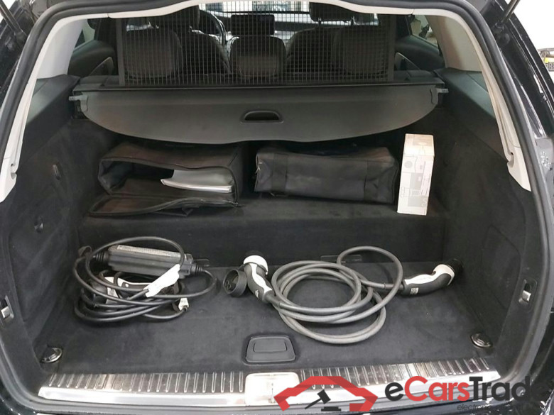 Mercedes C 300de Plug-In Hybrid Aut. Widescreen LED-Multibeam Navi 1/2 Sport-Leather KeylessGo Klima PDC ... #5