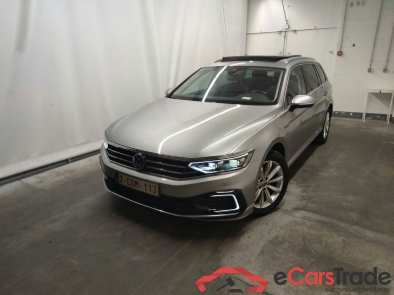 Volkswagen Passat Variant 1.4 TSI DSG6 GTE Business 5d #1