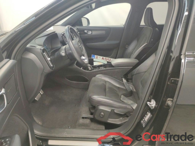 Volvo XC40 T4 Recharge Geartronic R-Design 5d #3