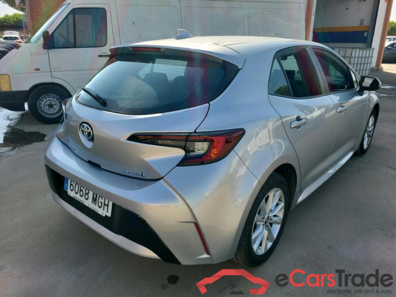 TOYOTA Corolla / 2019 / 5P / berlina con portón 140H Active Plus #2