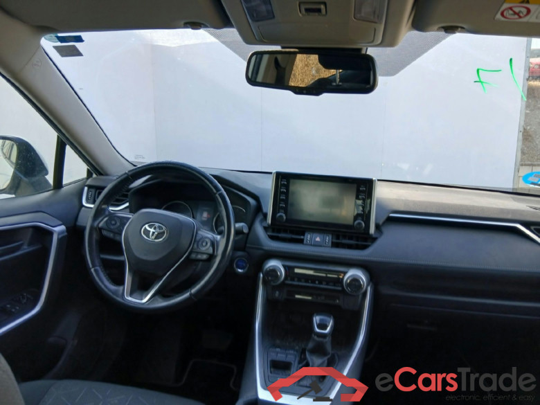 TOYOTA Rav4 / 2018 / 5P / todoterreno 2.5l 220H Business #3