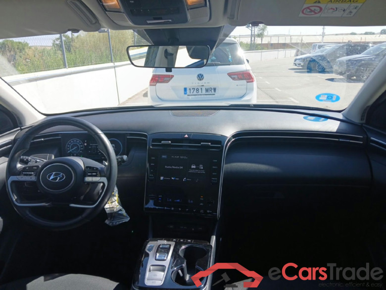 HYUNDAI Tucson / 2020 / 5P / todoterreno 1.6 TGDI PHEV 195kW Maxx Auto 4X4 #3