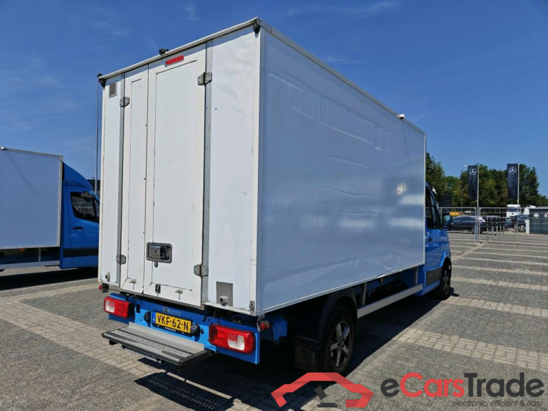 Volkswagen Crafter 35 2.0TDI 75kW L4 FWD Gesloten Laadbak #2