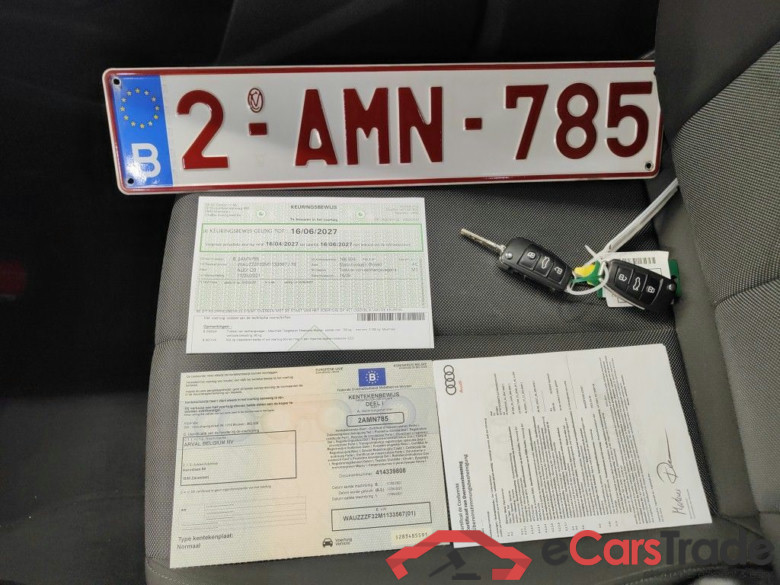 Audi Q3 35 TDI S Tronic Business Edition 5d #4