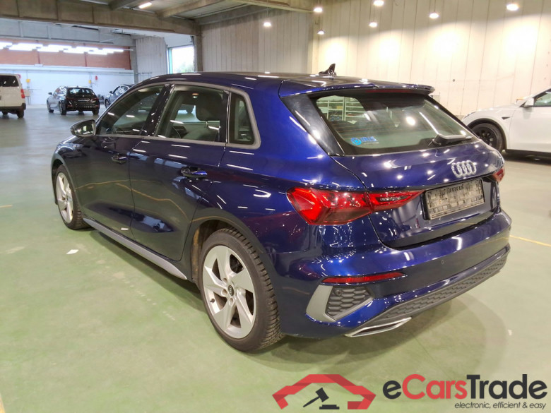 AUDI A3 2.0 30 TDI 85KW S LINE #2