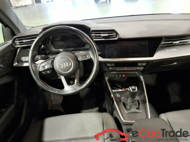 AUDI A3 2.0 30 TDI 85KW S LINE #6