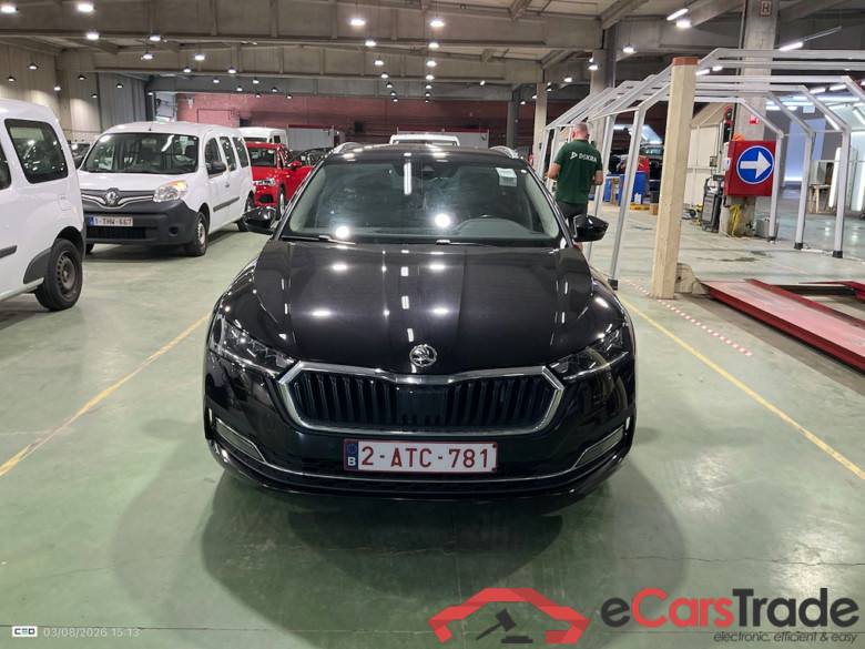 SKODA OCTAVIA COMBI 1.4 TSI PHEV 150KW DSG CLEVER #2