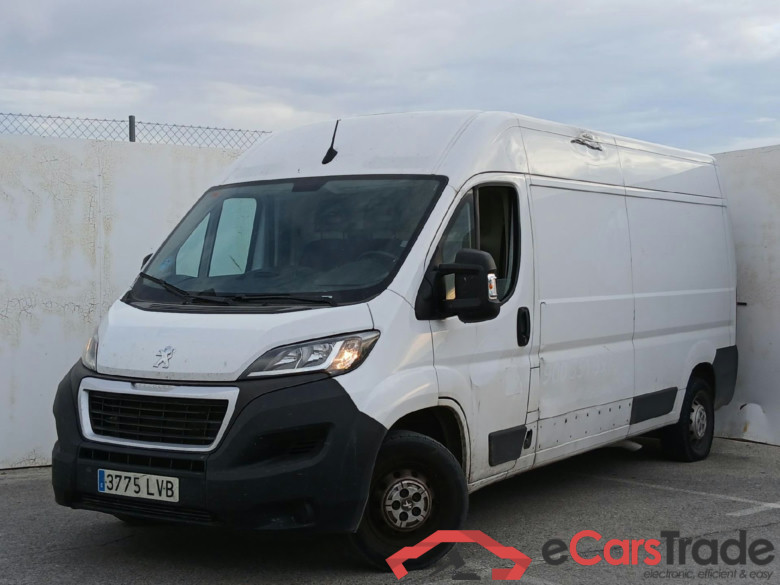 PEUGEOT Boxer / 2014 / 4P / furgón 335 L3 H2 BHDI 103kW (140CV) S&S 6 V. M #1