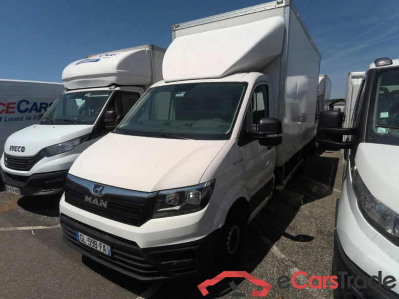 20M3 HAYON L4 3.5T TRAC BVA8
