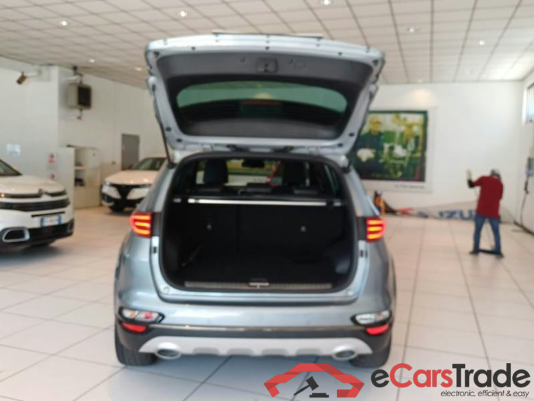 KIA Sportage / 2018 / 5P / SUV 1.6 CRDI MHYB 100KW GT LINE DCT 2WD #5
