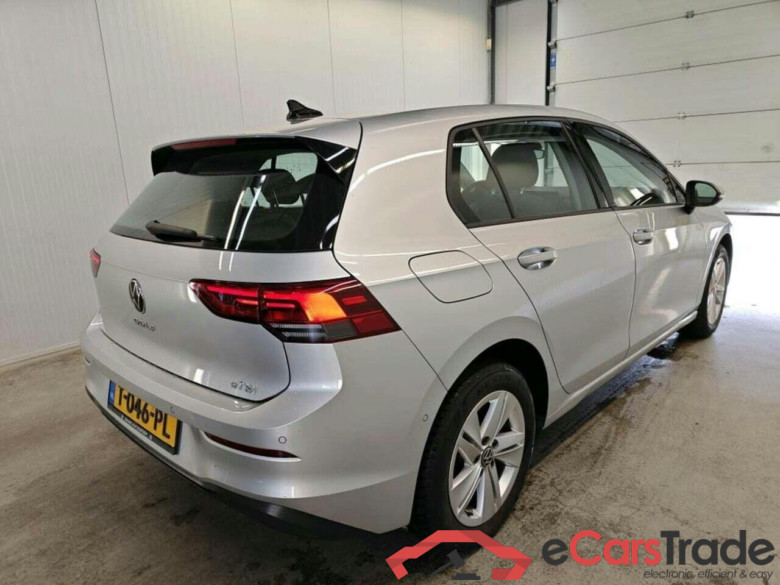 VOLKSWAGEN GOLF 1.0 eTSI Life Bns #2
