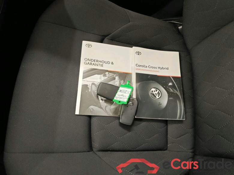 Toyota Corolla Cross 2.0 High Power Hybrid Active Automaat 5d #4