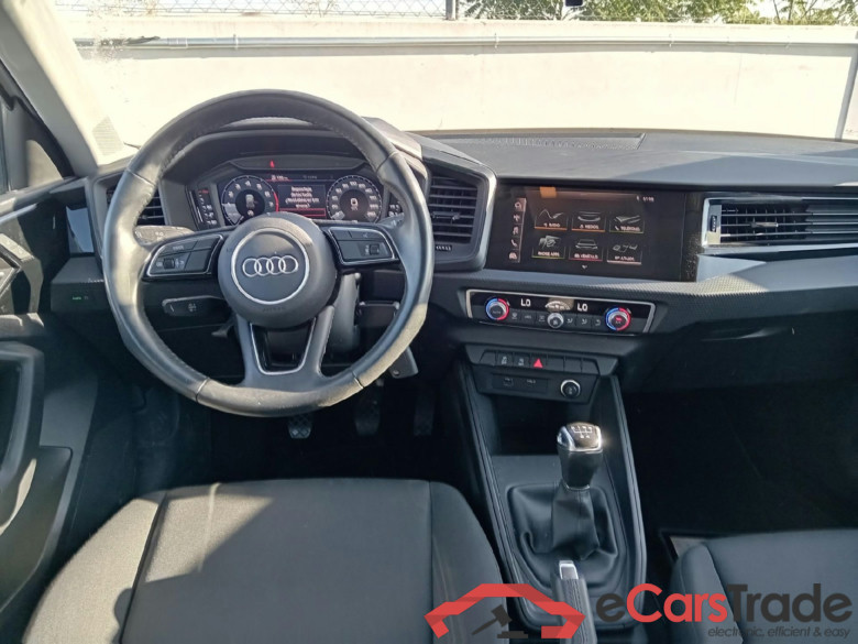 AUDI A1 Sportback Advanced 25 TFSI 70kW (95CV) #3