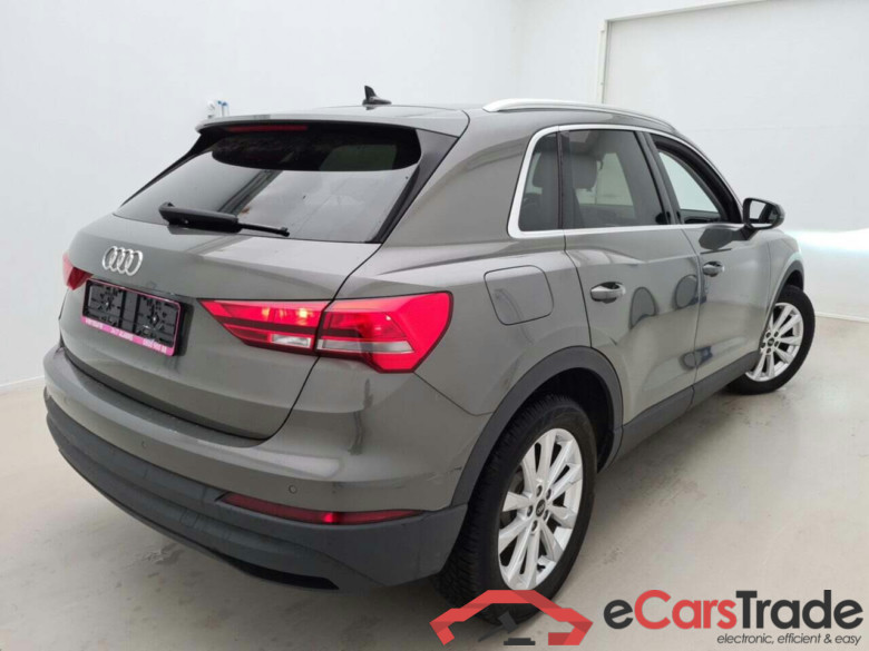 AUDI Q3 2.0 35 TDI BUS. ED. S-TRONIC #2