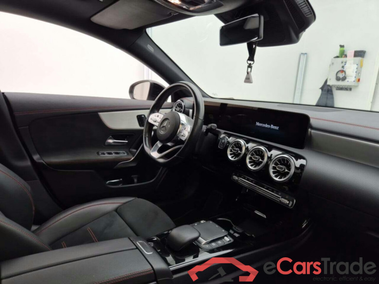 MERCEDES-BENZ CLA 1.3 250 E 7G-DCT AMG LINE #3