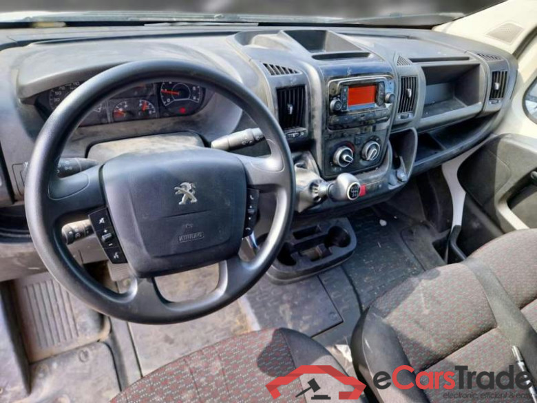 PEUGEOT BOXER / 2014 / 4P / FURGONE 333 L2H2 2.2 BLUEHDI 140CV SeS #3