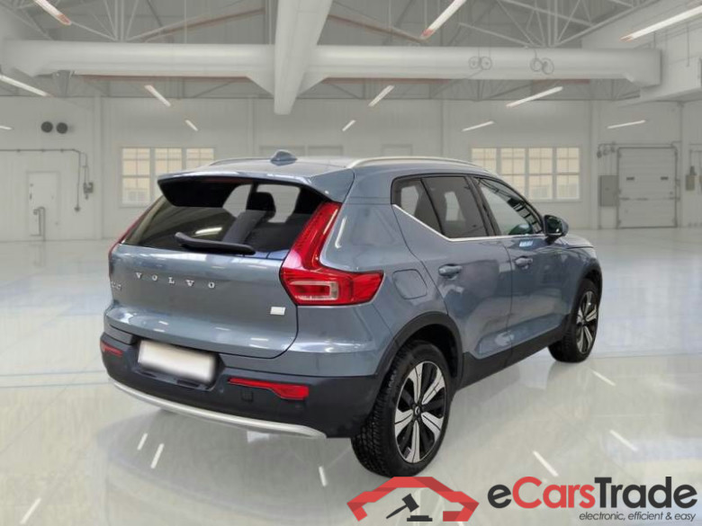 VOLVO XC40 / 2021 / 5P / SUV T5 RECHARGE PLUG-IN AUTO PLUS BRIGHT #2