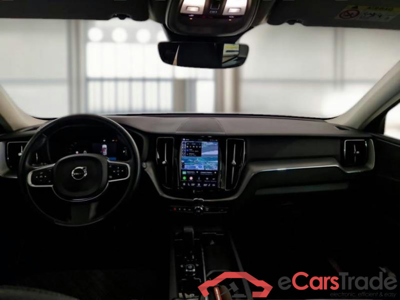VOLVO XC60 / 2021 / 5P / SUV T6 PLUG-IN AWD AUTO CORE #3