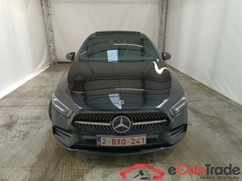 Mercedes-Benz A-Klasse A 200 5d #5
