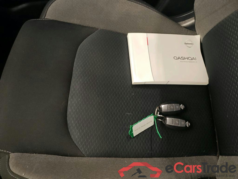 Nissan Qashqai 1.3 DIG-T 140 N-CONNECTA 5d #4