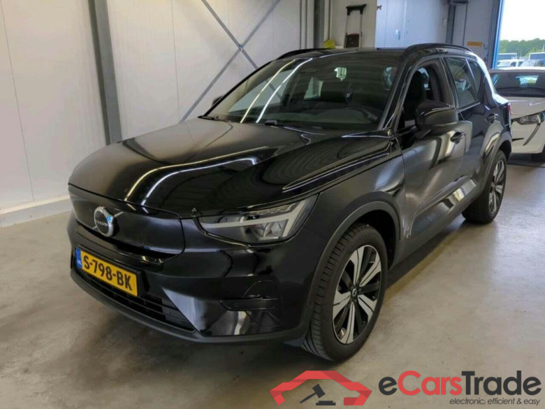 VOLVO XC40 Recharge Core 70 kWh #1