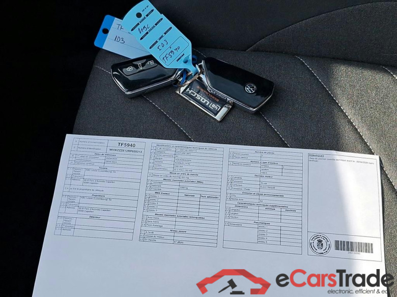 VOLKSWAGEN - VW  ID.3 Pro 204PK Pack Exterior & Start & Comfort & Assistance & 18 Inch East Derry Wheels  * ELECTRIC * #4