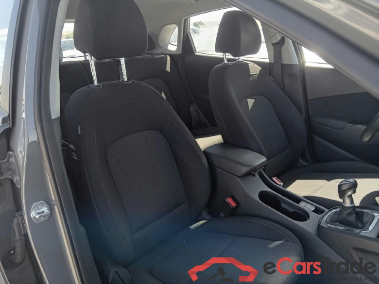 HYUNDAI Kona / 2020 / 5P / todoterreno 1.0 TGDI Maxx 4X2 #6
