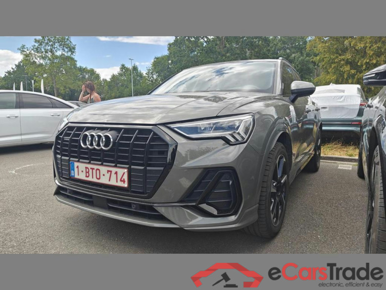 AUDI Q3 40 TFSI Quattro S line S tronic #1