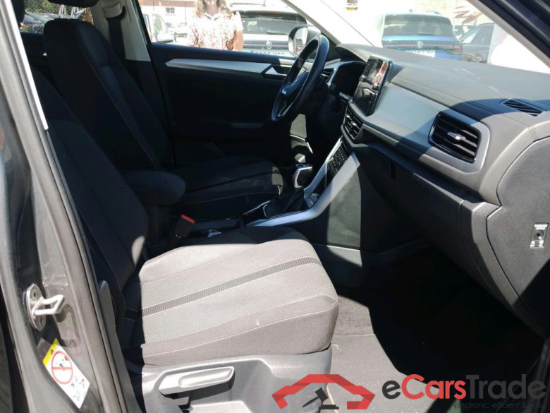 VOLKSWAGEN T-Roc / 2021 / 5P / todoterreno Life 2.0 TDI 110kW (150CV) DSG #6