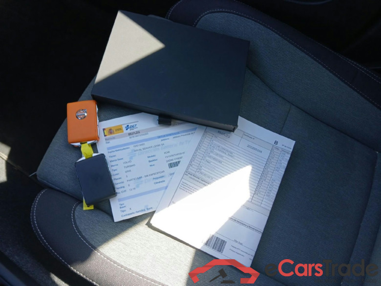 VOLVO XC40 / 2021 / 5P / todoterreno 2.0 B3 G Core Auto #5